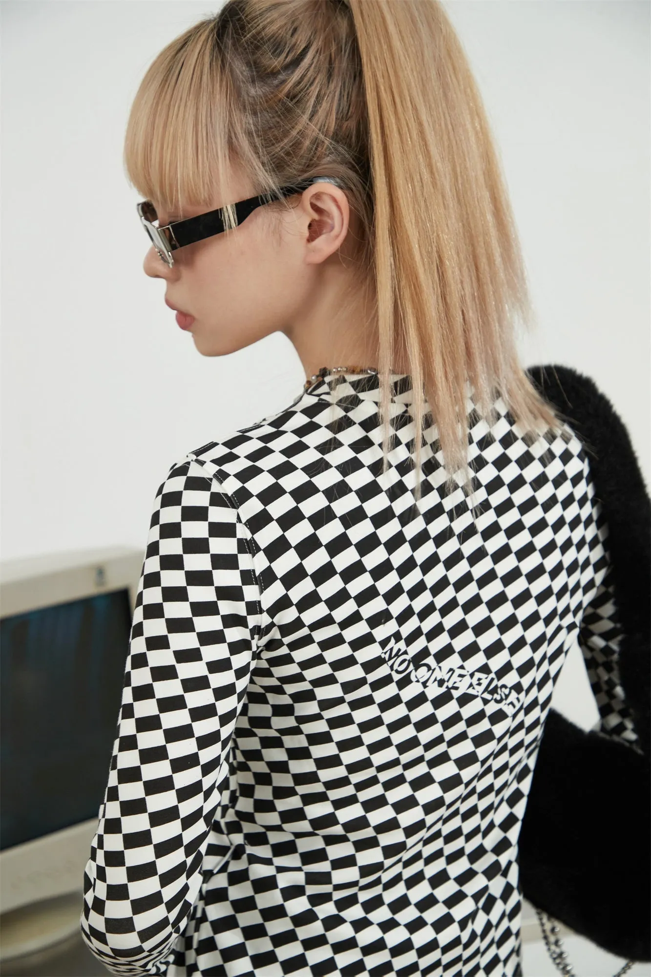 Check Chess Board Slit Long Sleeve T-Shirt