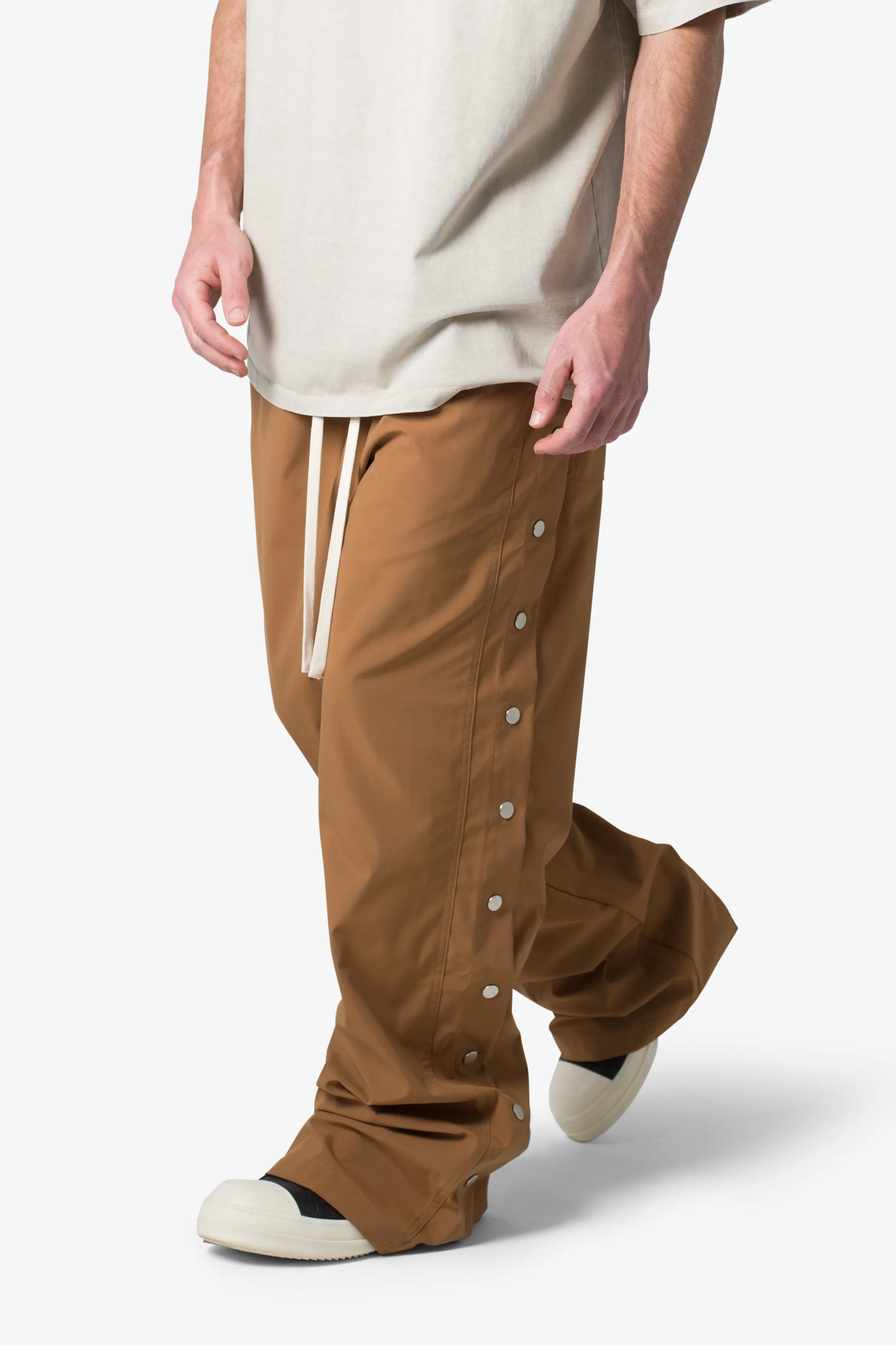 Side Snap Nylon Pants - Brown