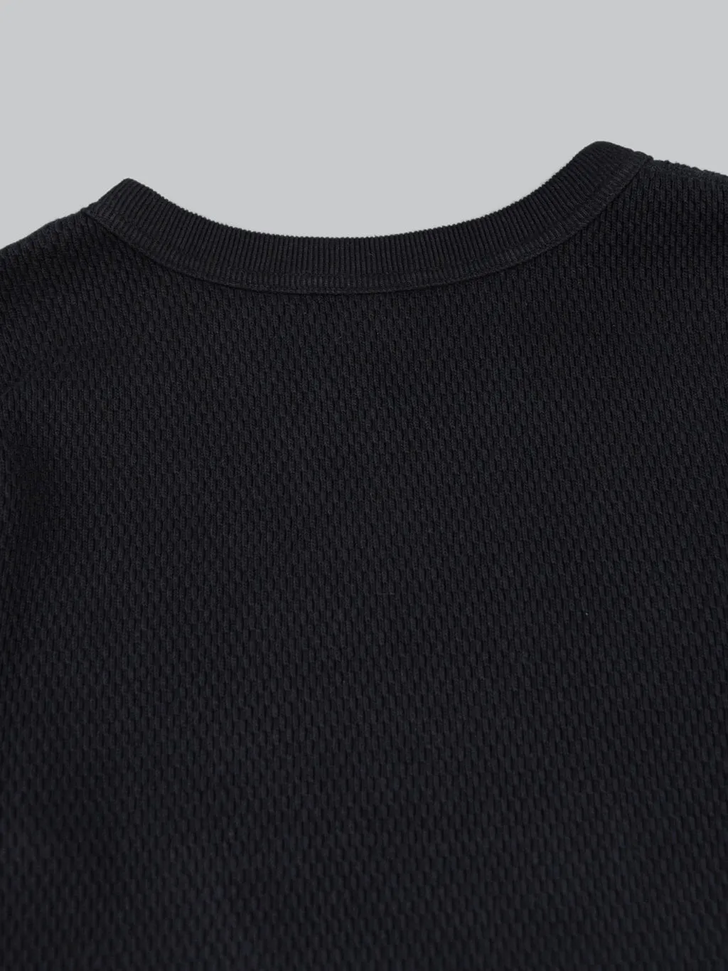 UES Double Honeycomb Thermal T-Shirt Black